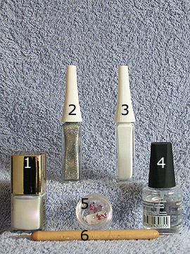 Products for Valentine´s Day french motif - Nail polish, Strass stones, Nail art liner, Spot-Swirl, Clear nail polish