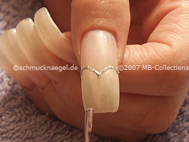 nail lacquer in the colour pearl